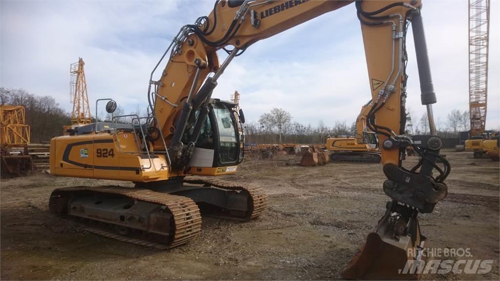 Liebherr R924LC Bageri gusjeničari