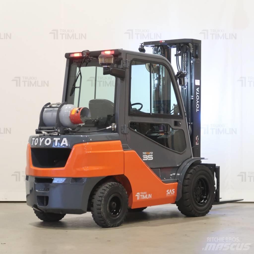Toyota 02-8FGJF35 Plinski viličari