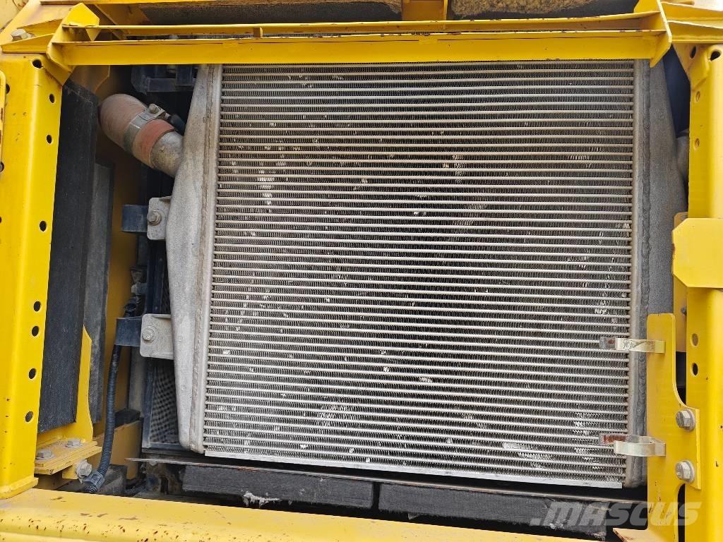 Komatsu PC 450-8 Bageri gusjeničari