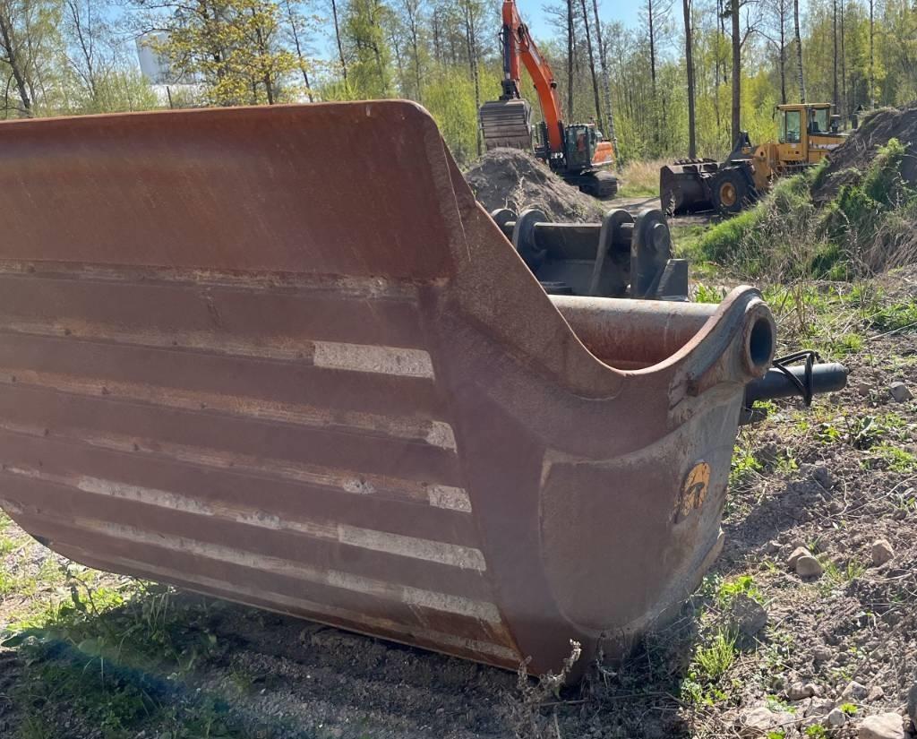 Doosan DX 420 LC Bageri gusjeničari