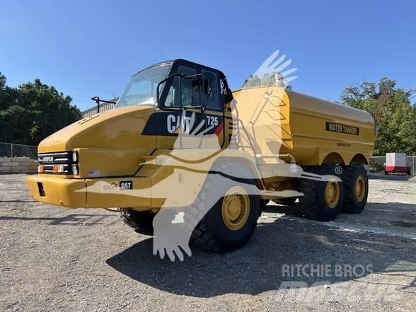CAT 725 Kamioni za vodu