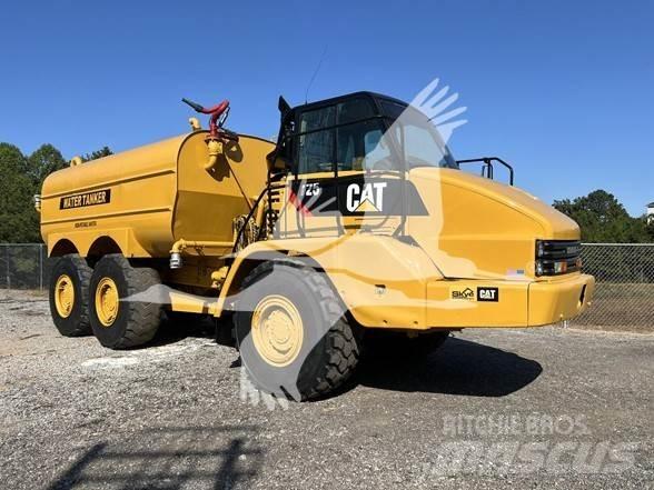 CAT 725 Kamioni za vodu