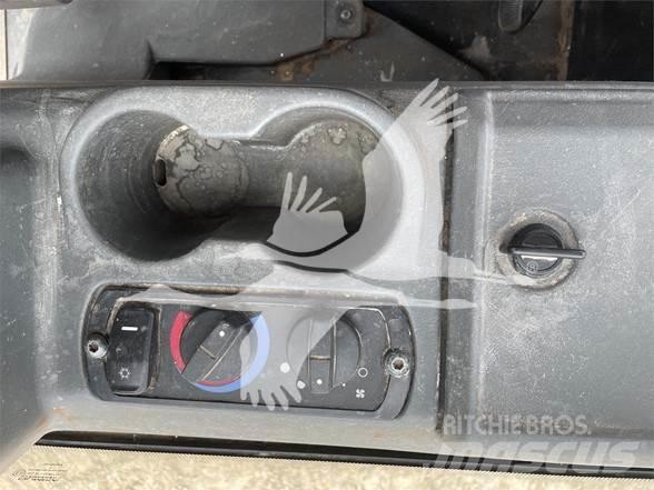 CAT D5K2 LGP Buldožeri gusjeničari