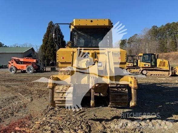 CAT D6T XL Buldožeri gusjeničari