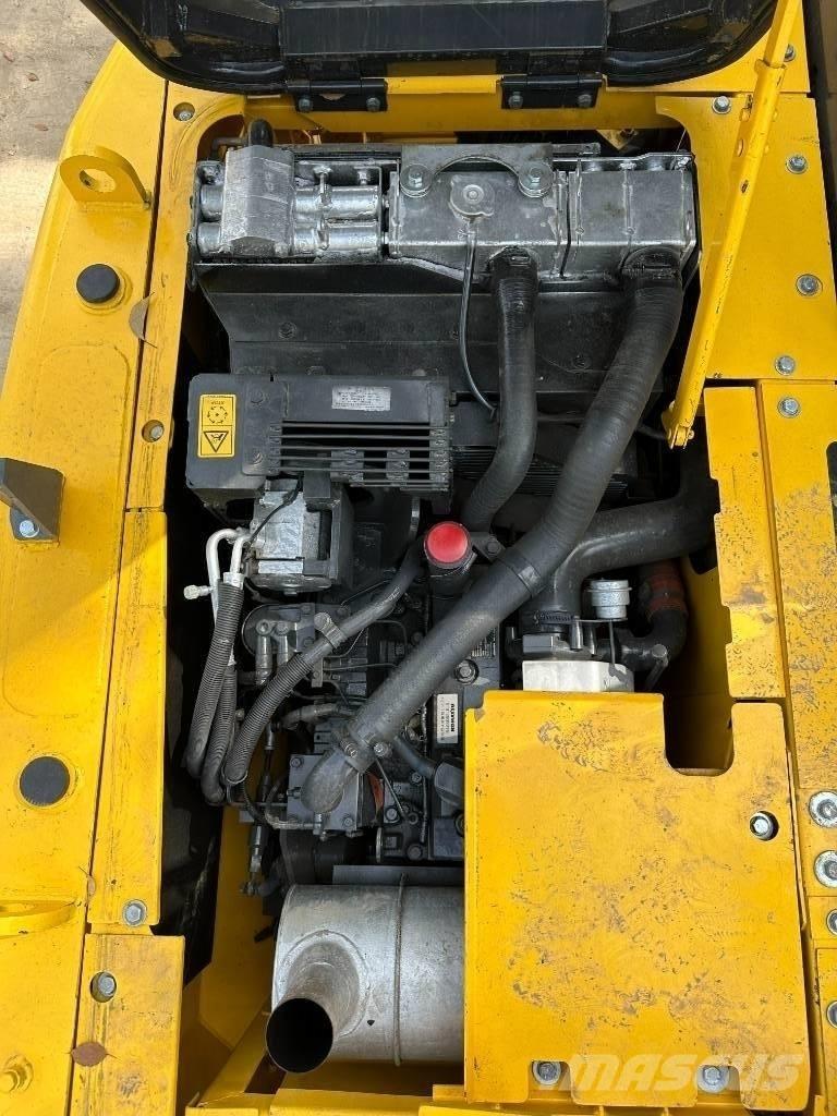 Komatsu PC 130 Bageri gusjeničari