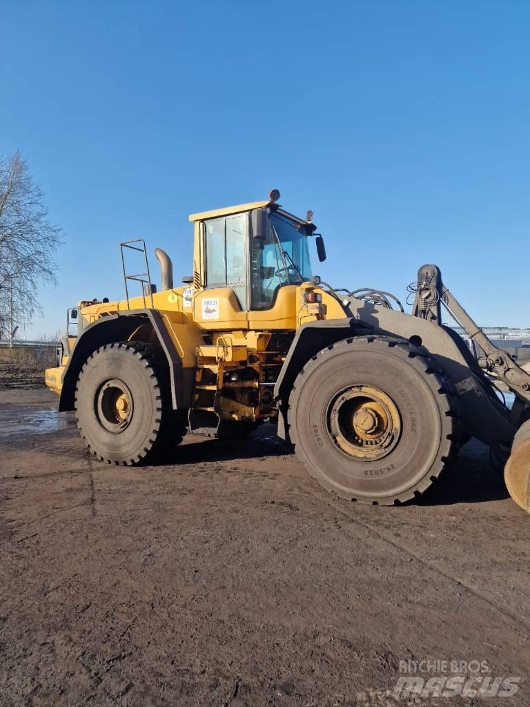 Volvo L 220 F Utovarivači na kotačima