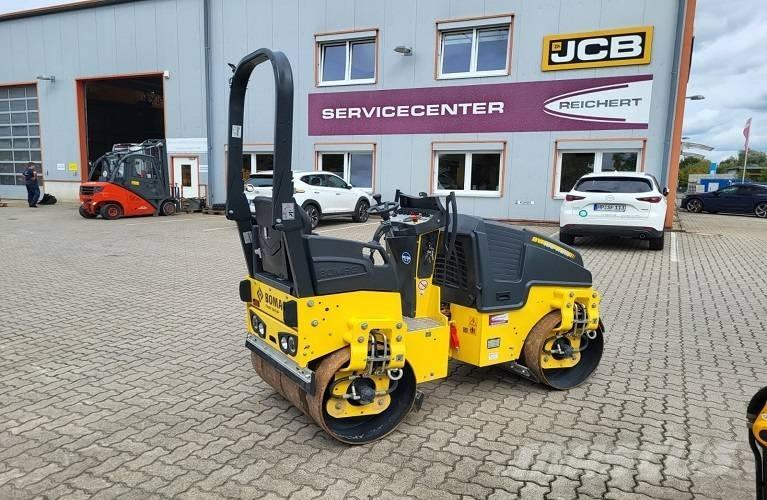Bomag BW 100 AD M-5 Valjci sa dvojnim bubnjem