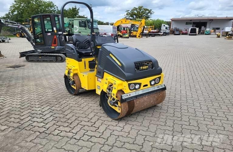 Bomag BW 100 AD M-5 Valjci sa dvojnim bubnjem