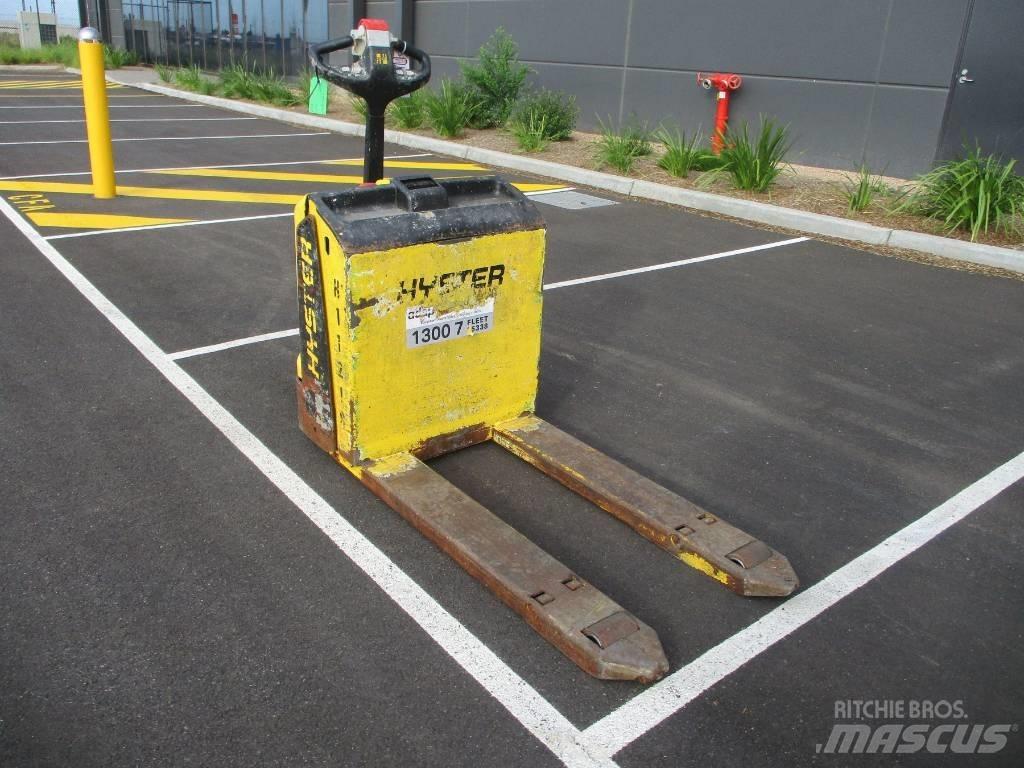 Hyster P2.0 Nisko podizni električni viličar