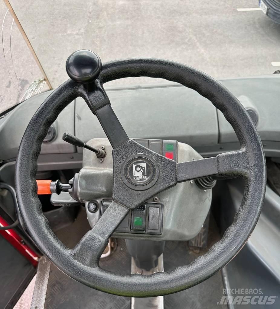 Kalmar TR 618 i Vučna vozila