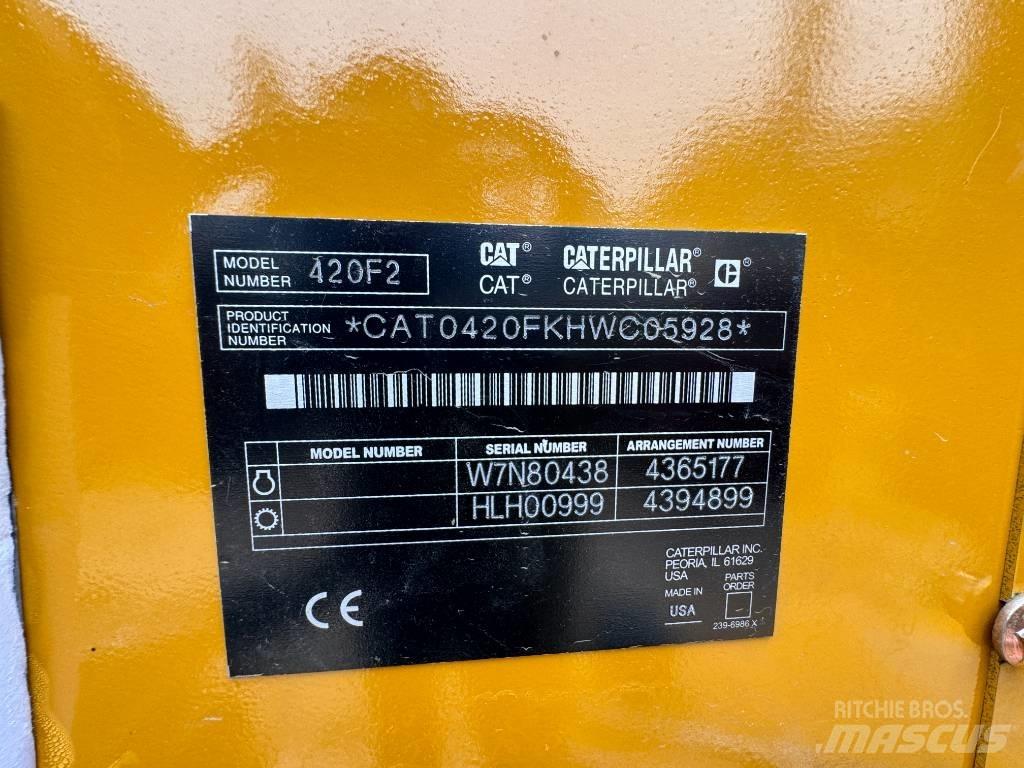  100% new CAT 420 F Utovarni rovokopači