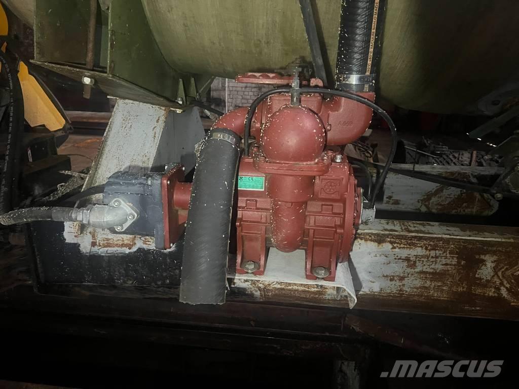 JCB 714 Cisterne za gnojnicu