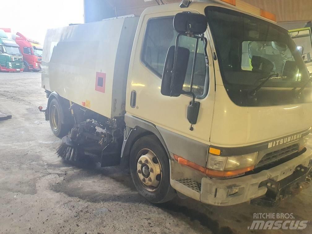 Mitsubishi Canter Strojevi za metenje