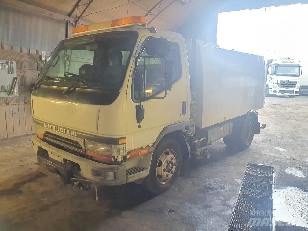 Mitsubishi Canter Strojevi za metenje