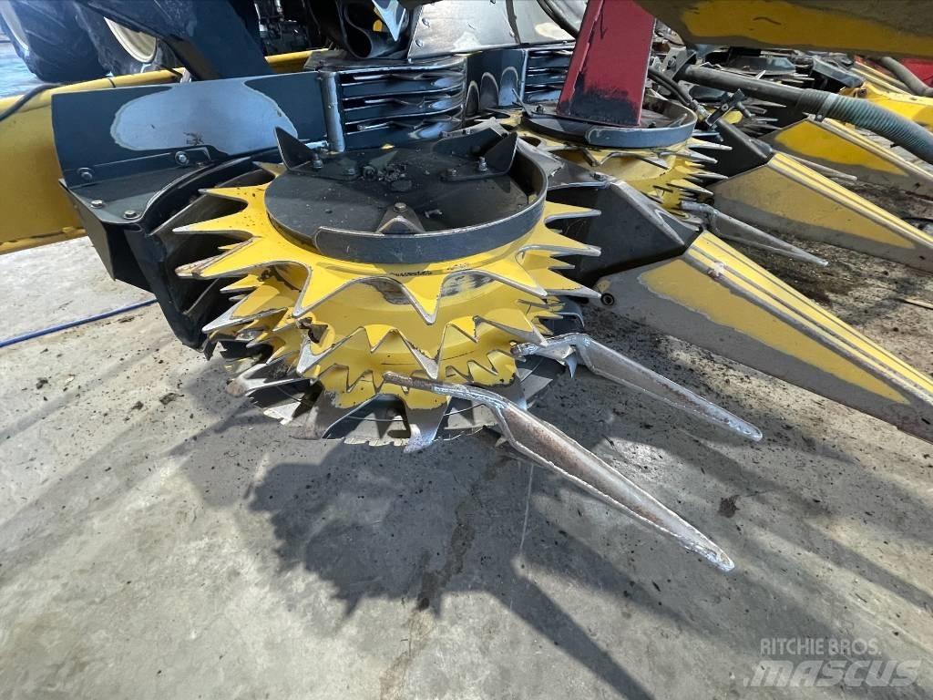 New Holland FR 650 Strojevi za krmu na vlastiti pogon