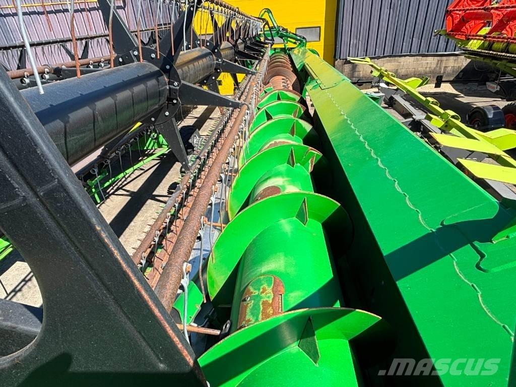 John Deere S 690 i Kombajni