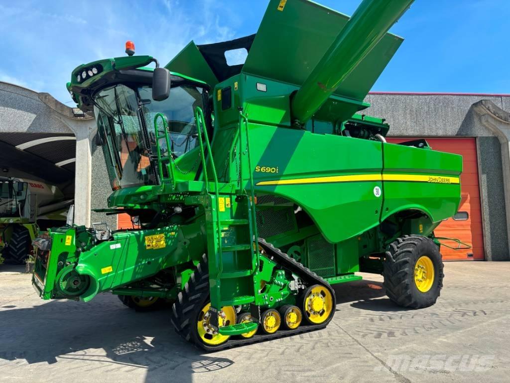John Deere S 690 i Kombajni