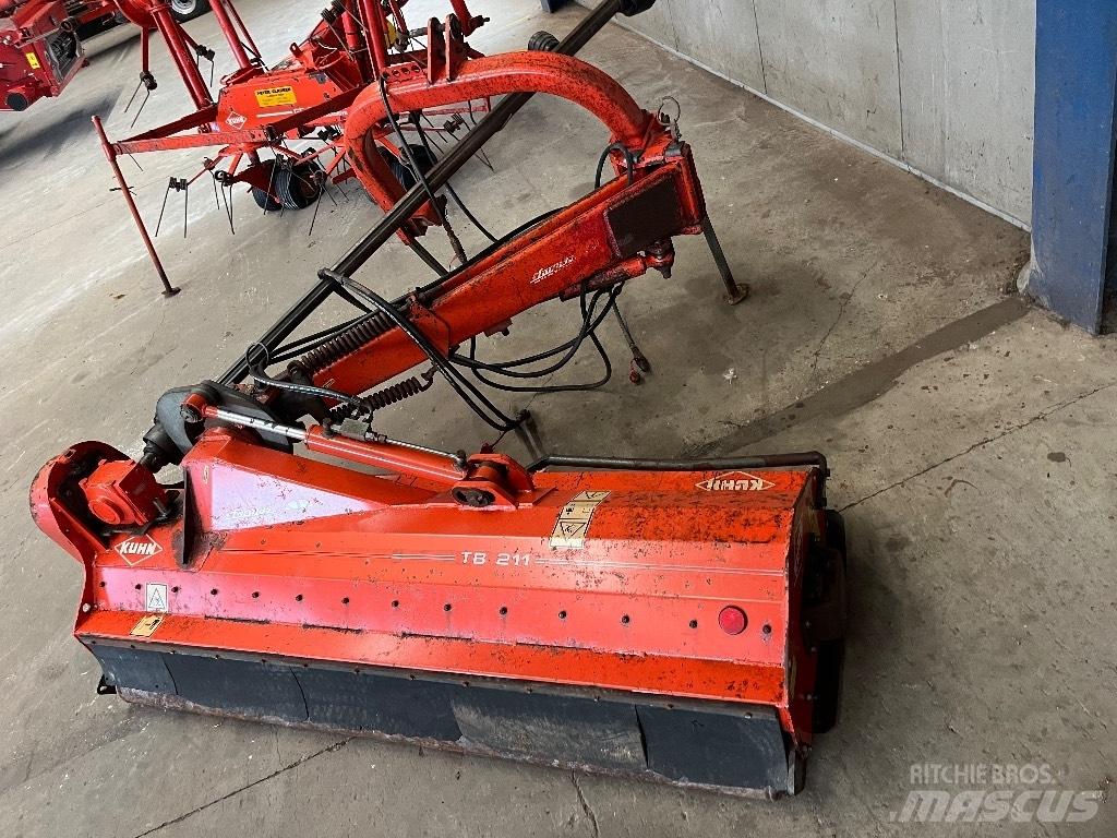 Kuhn TB 211 Kosilice za pašnjak