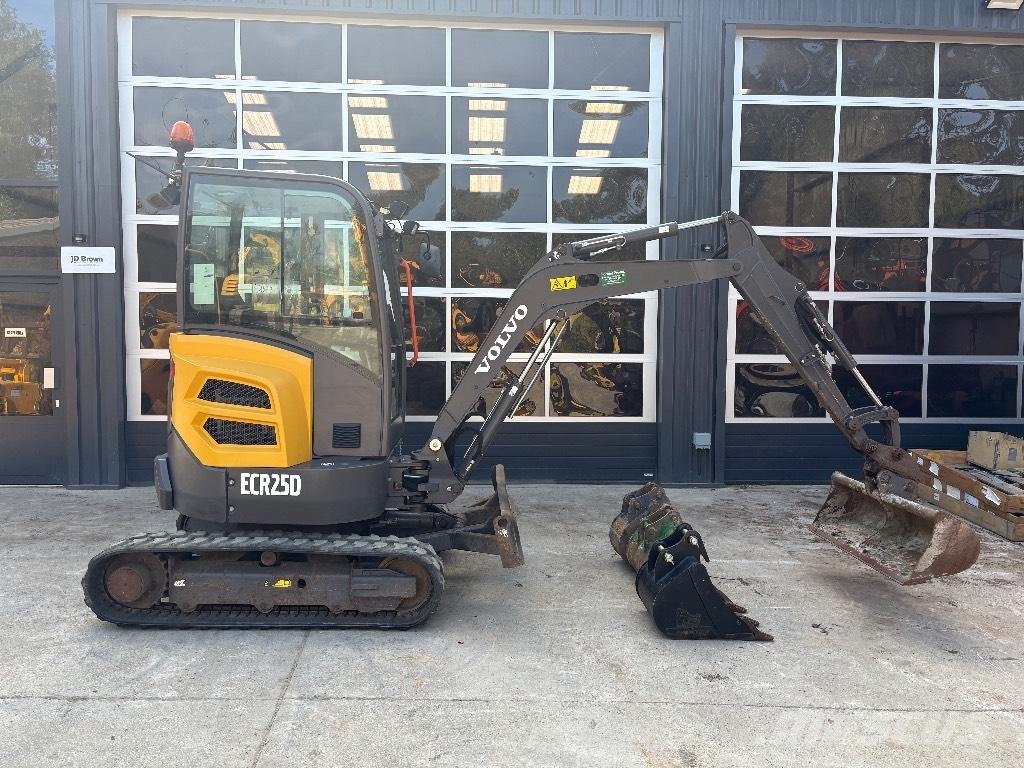 Volvo ECR 25 D Mini bageri <7t