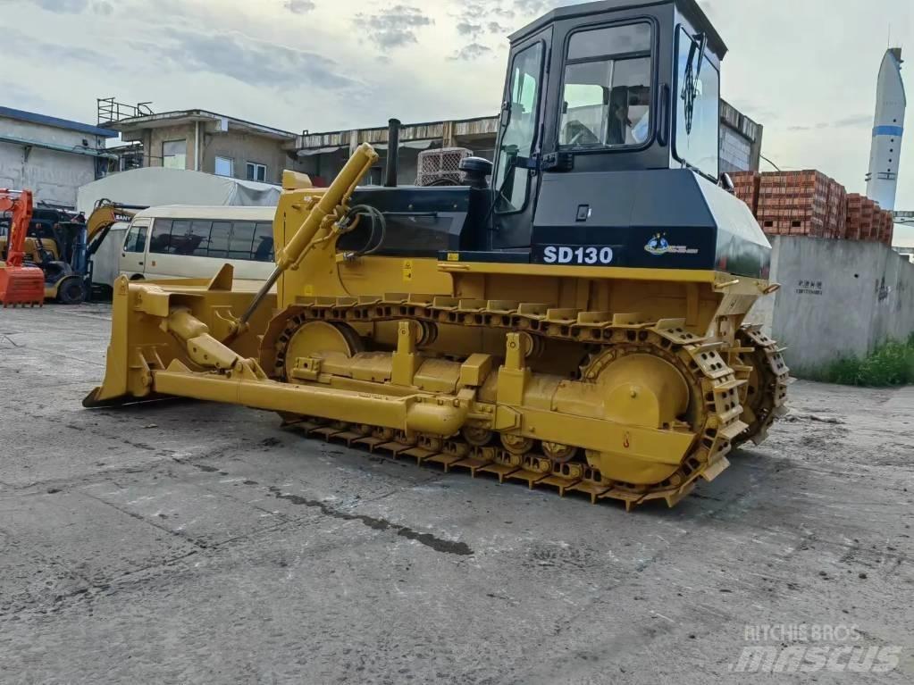 Shantui SD13 Buldožeri gusjeničari