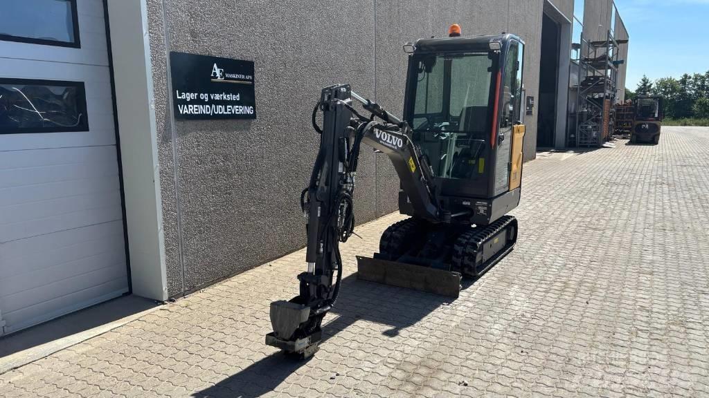Volvo EC 18 E Mini bageri <7t
