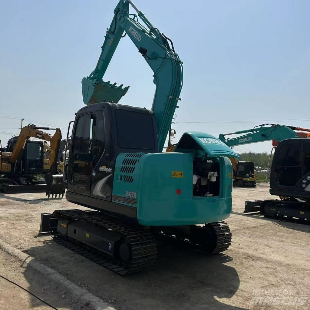 Kobelco 75 Bageri gusjeničari