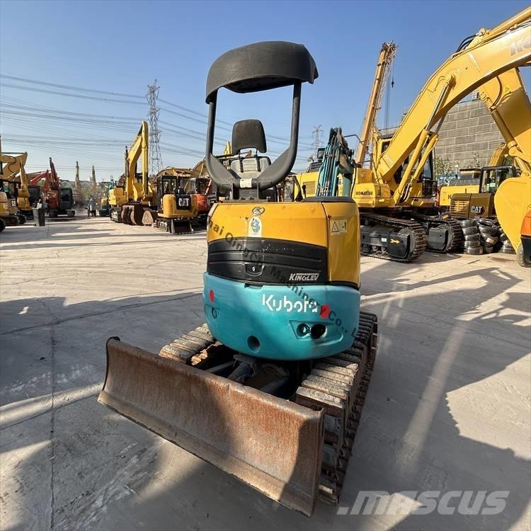Kubota 30 Bageri gusjeničari