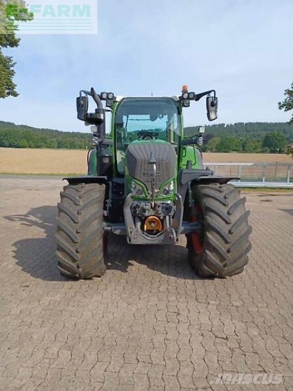 Fendt 718 s4 vario Traktori