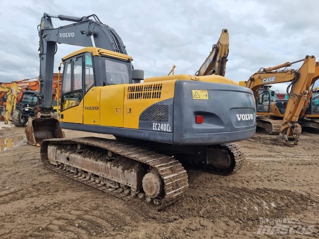 Volvo EC 240 C L Bageri gusjeničari