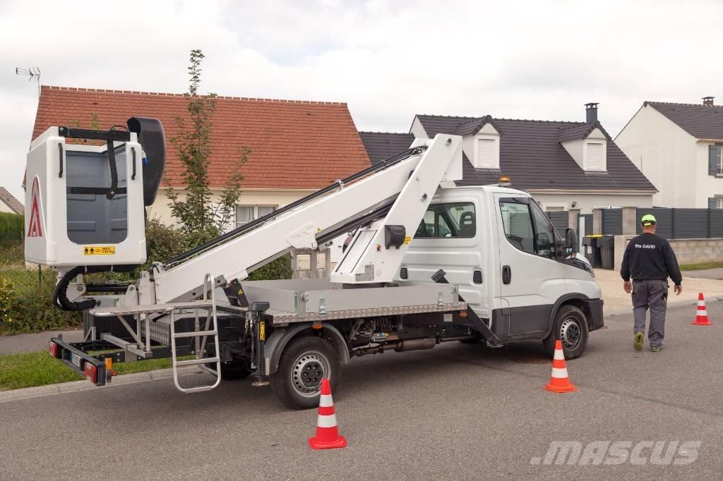 Iveco IS35SI2AA Auto košare