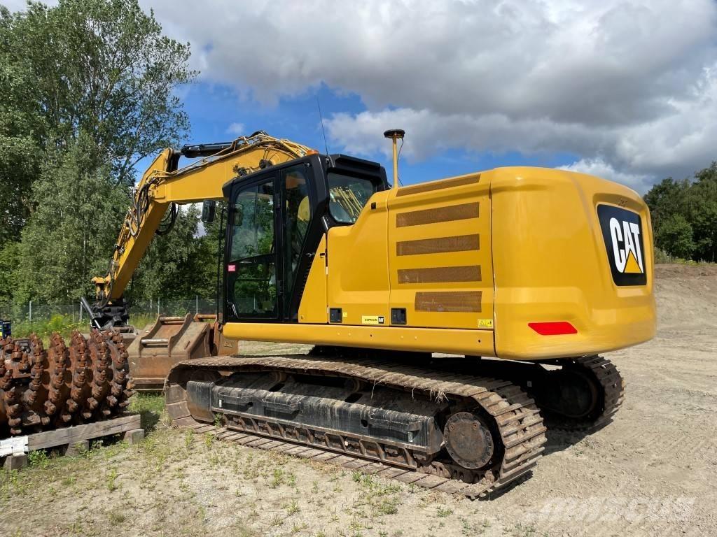 CAT 323 Bageri gusjeničari