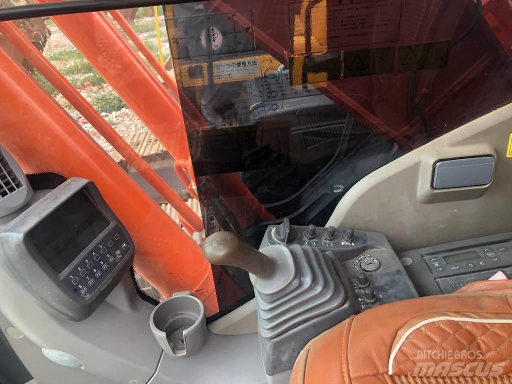 Hitachi ZX 240 Bageri gusjeničari