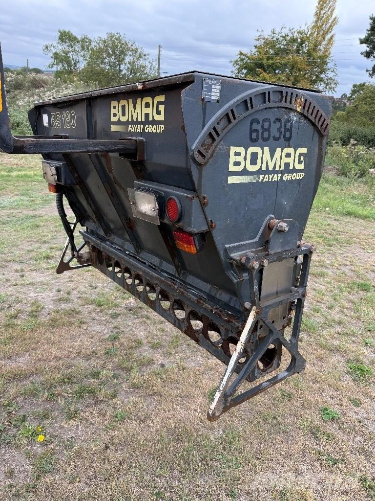 Bomag BS 180 Valjci sa dvojnim bubnjem