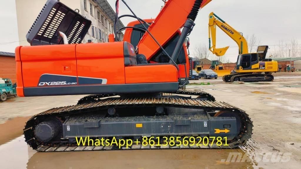 Doosan DX 225 Bageri gusjeničari