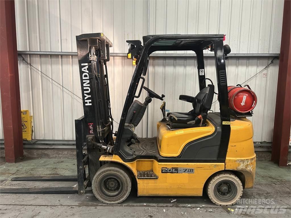 Hyundai 20L-7M Plinski viličari