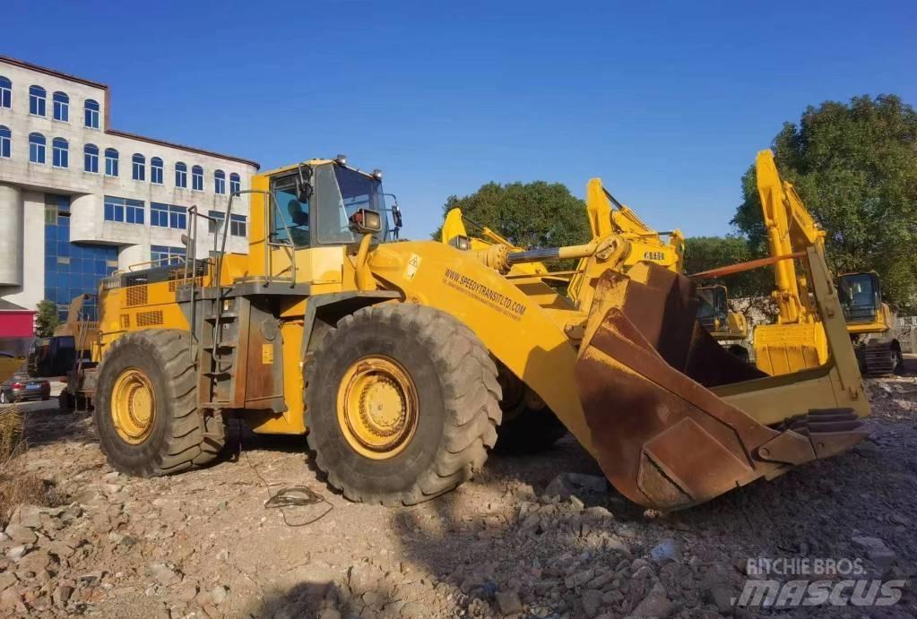 Komatsu WA 600 Utovarivači na kotačima