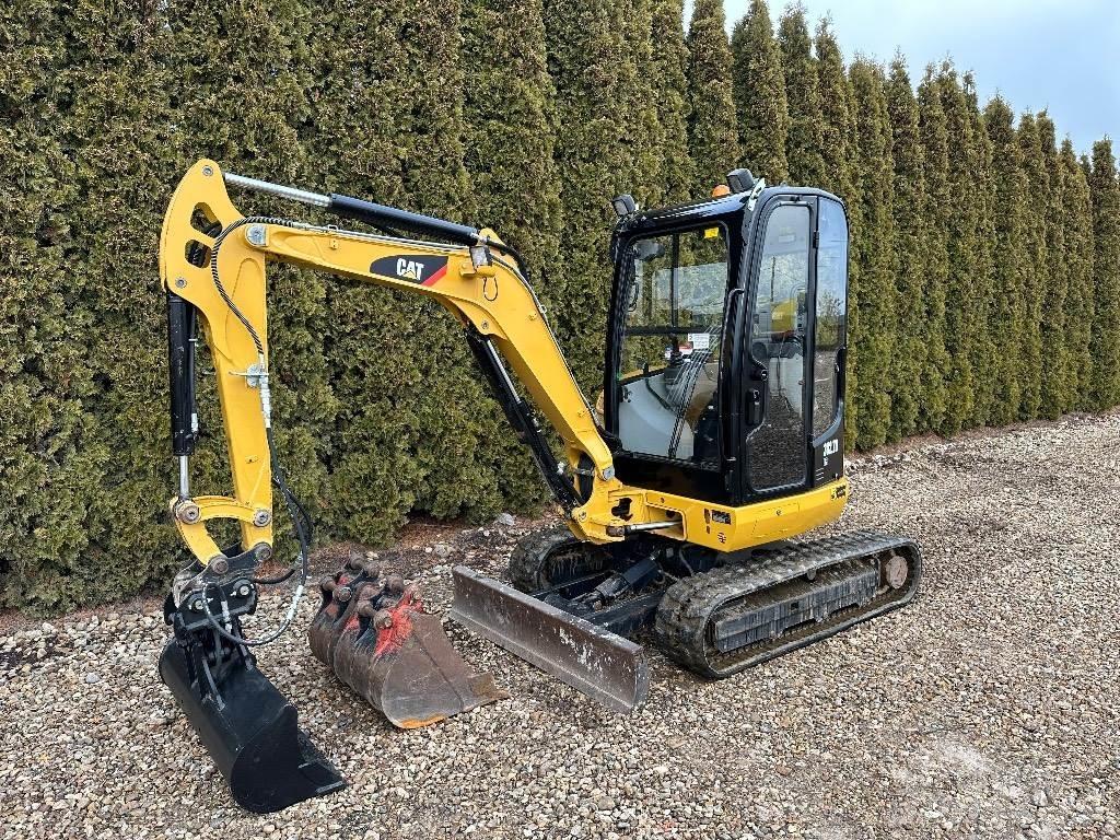 CAT 302.7 D CR Mini bageri <7t