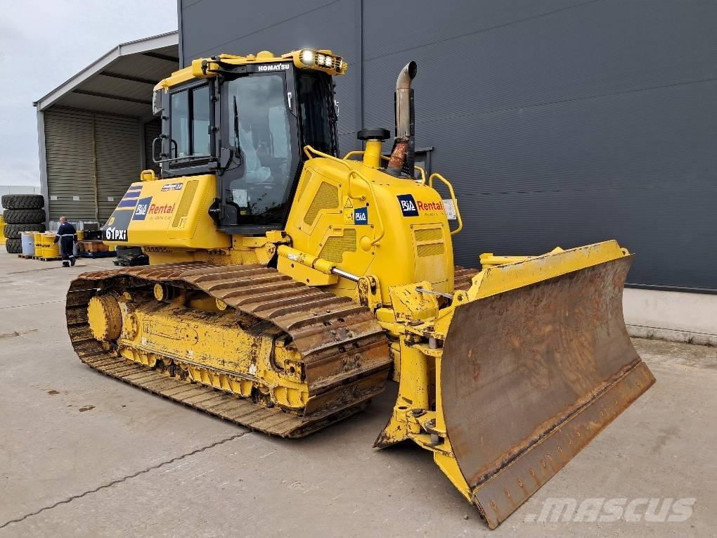 Komatsu D61PXI-24E0 Buldožeri gusjeničari