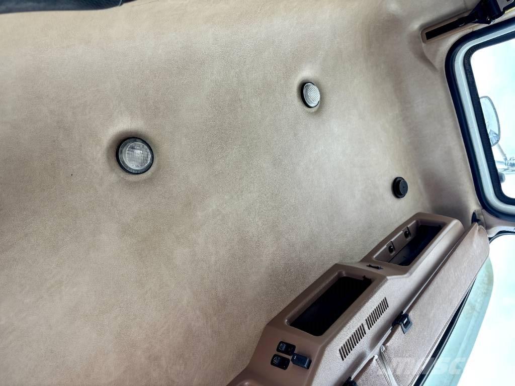 Mack GU713 Recovery vozila