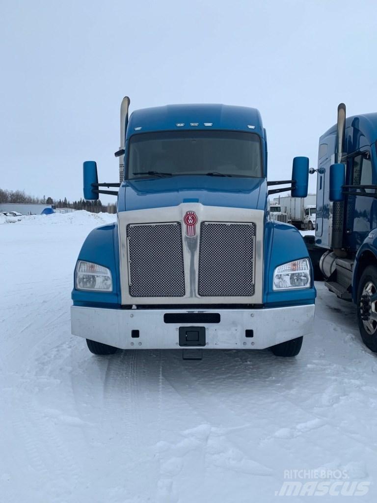 Kenworth T-880 Traktorske jedinice