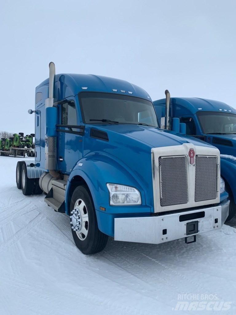 Kenworth T-880 Traktorske jedinice