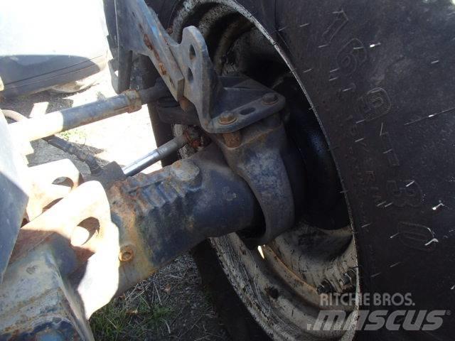 New Holland 8670 Traktori
