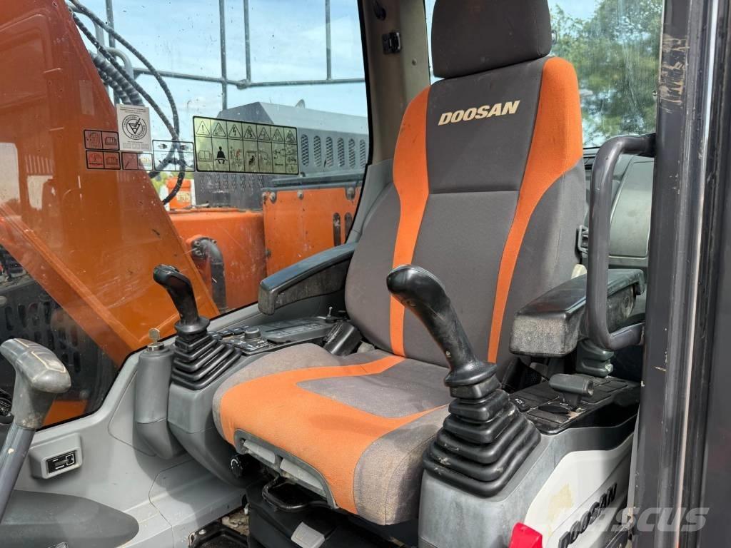 Doosan DX 140 LCR-5 Bageri gusjeničari