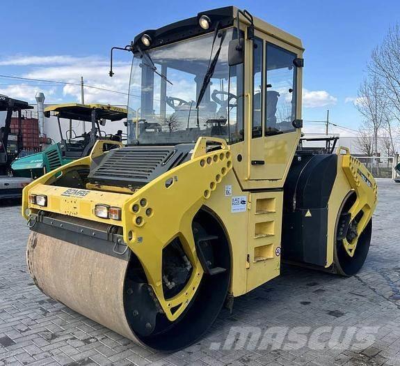 Bomag BW 161 AD-4 Valjci sa dvojnim bubnjem