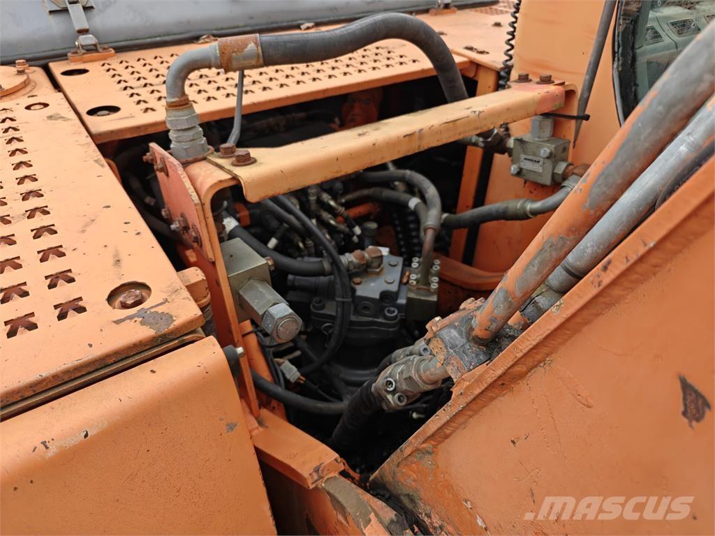 Doosan DX 225 LC Bageri dugog dosega