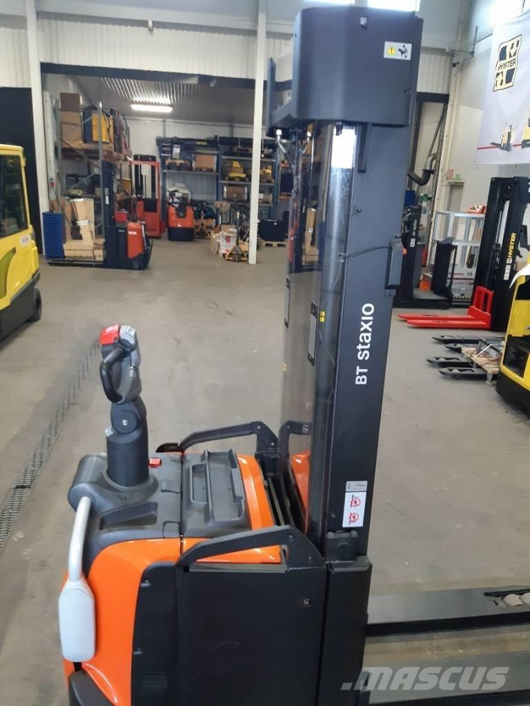Toyota SPE160L Ručni električni viličar