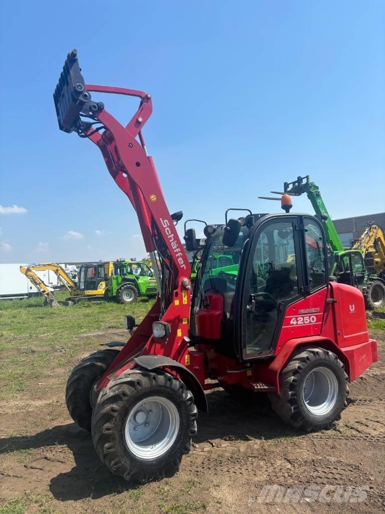 Schäffer 4250 Mini utovarivači