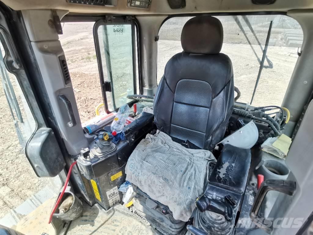Komatsu D 65 PX-17 Buldožeri gusjeničari