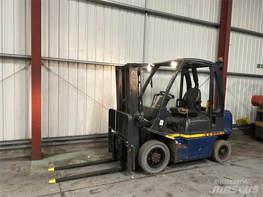 Nissan Y1D2A25Q Dizelski viličari