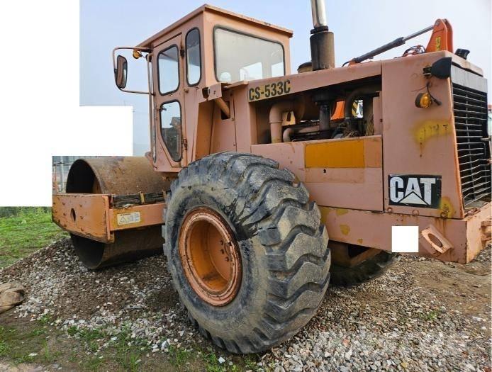 CAT CS 533 C Valjci sa dvojnim bubnjem